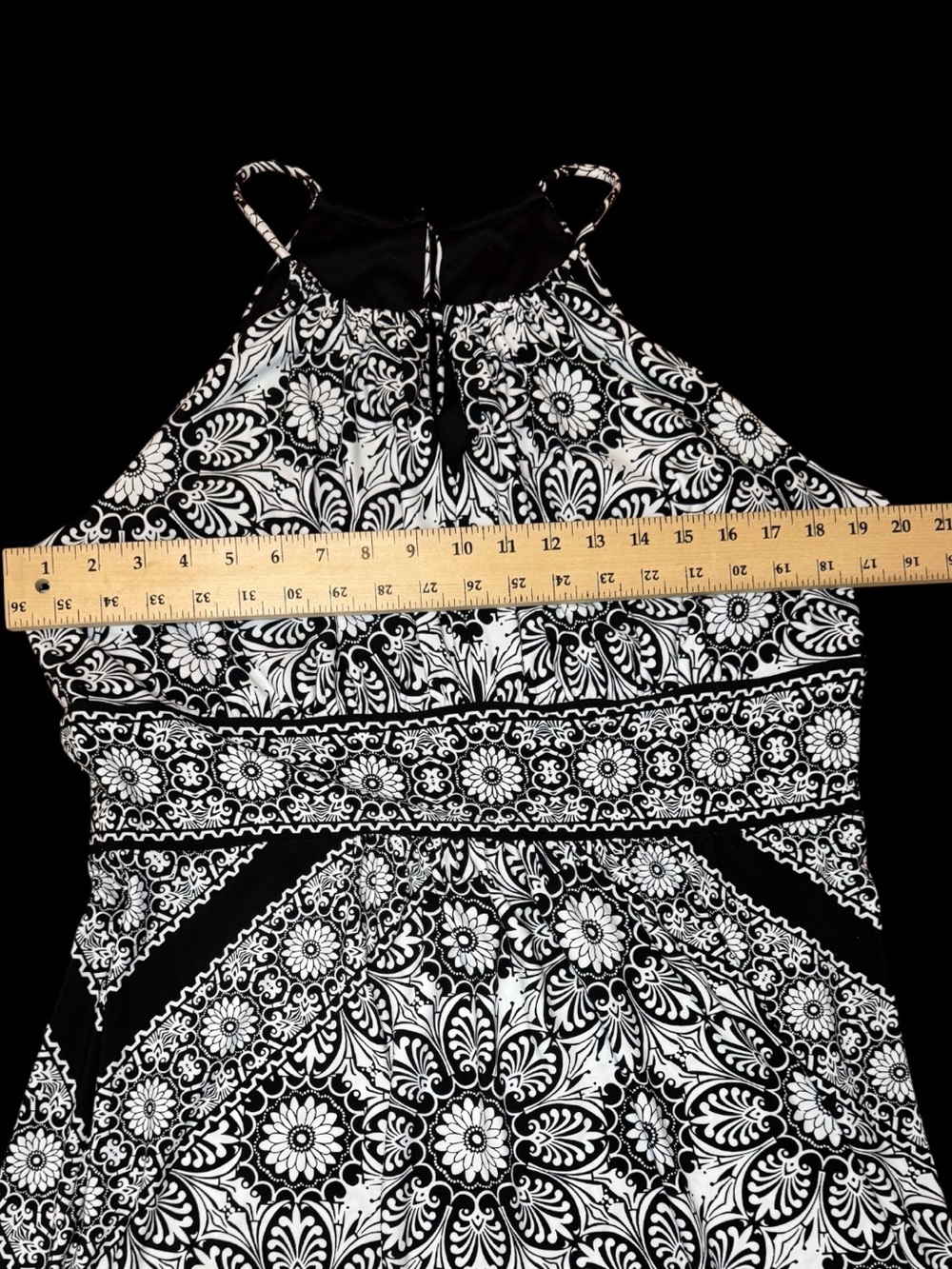 NWOT White House Black Market Dress - Picture 5 of 7
